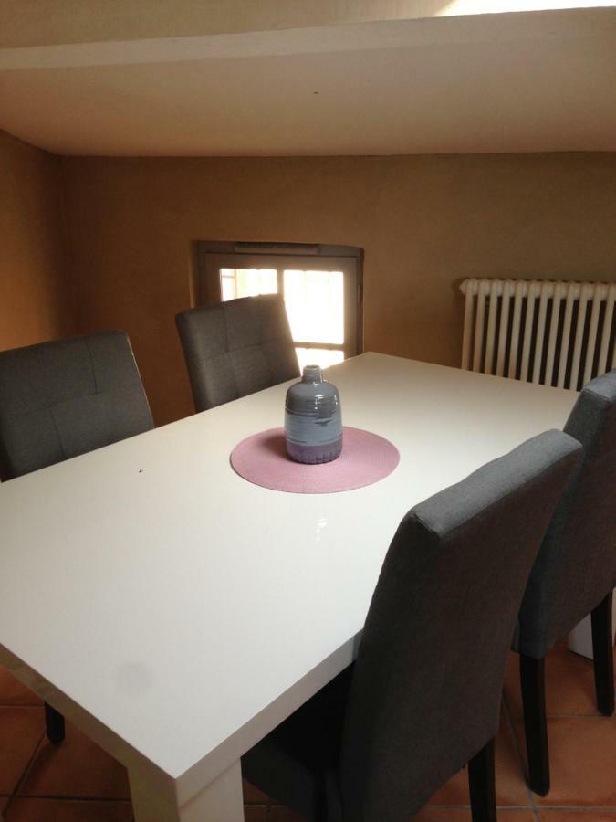Le Petit Nid Des Arenes Apartment Beziers Luaran gambar